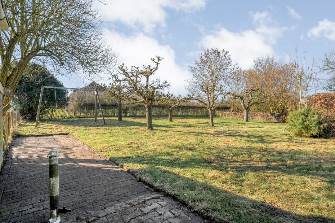 Rural Semi-Detached Home with Extensive Garden Near Zwolle — 46