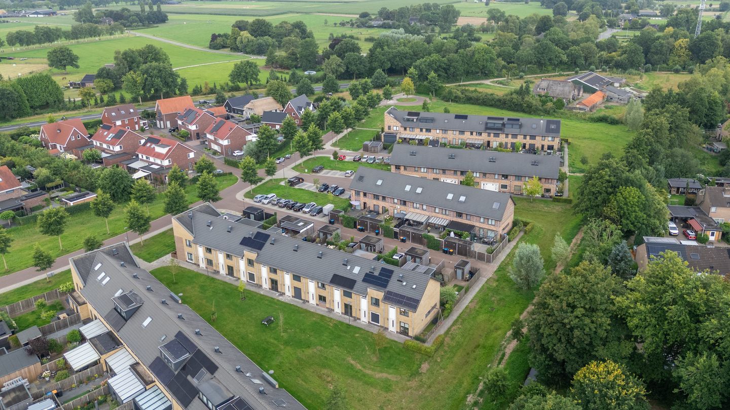 Photo 5 of Glazenmaker 128