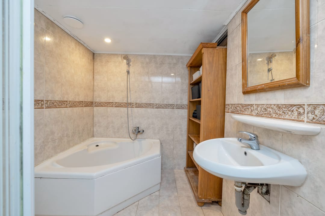 Photo 23 of Grote Sloot 148