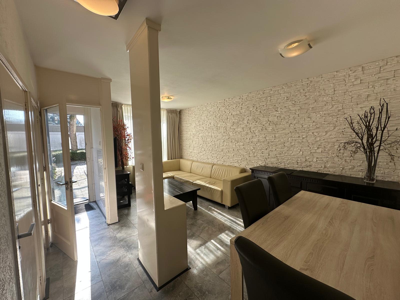 Photo 12 of Flakkeesestraat 95-C