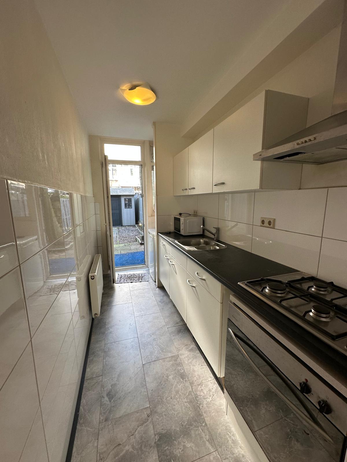 Photo 15 of Flakkeesestraat 95-C