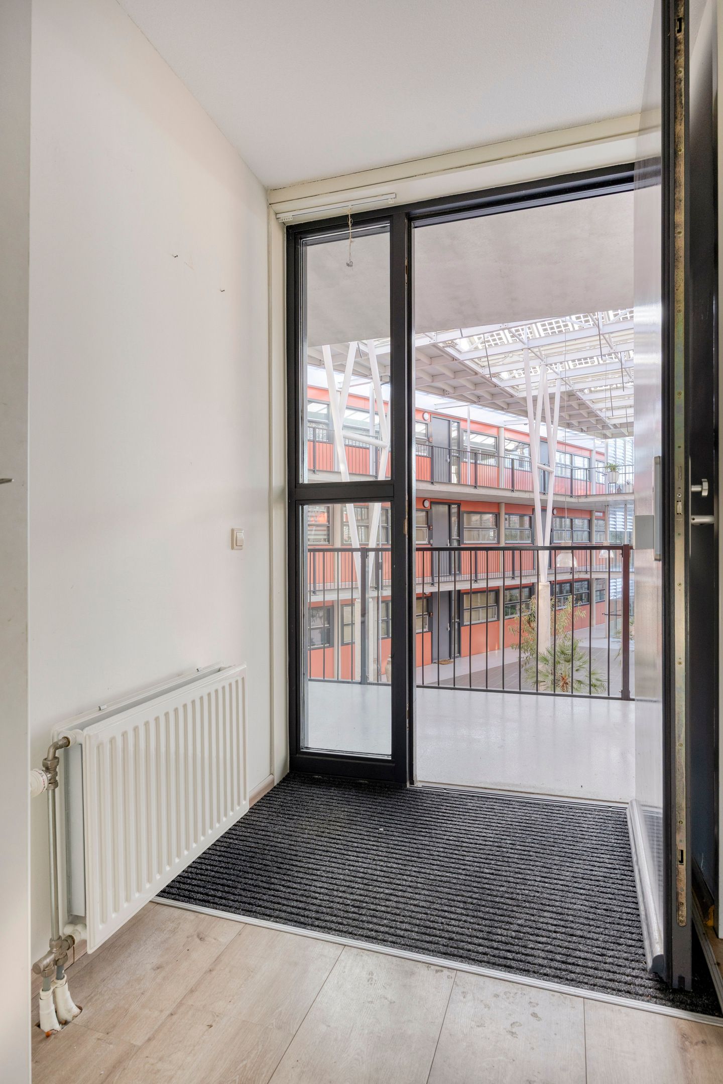 Foto 9 van Parelgras 92