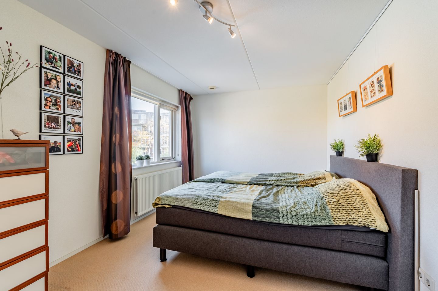 Spacious family home with 4 bedrooms and sunny backyard in Noordwijk — 22