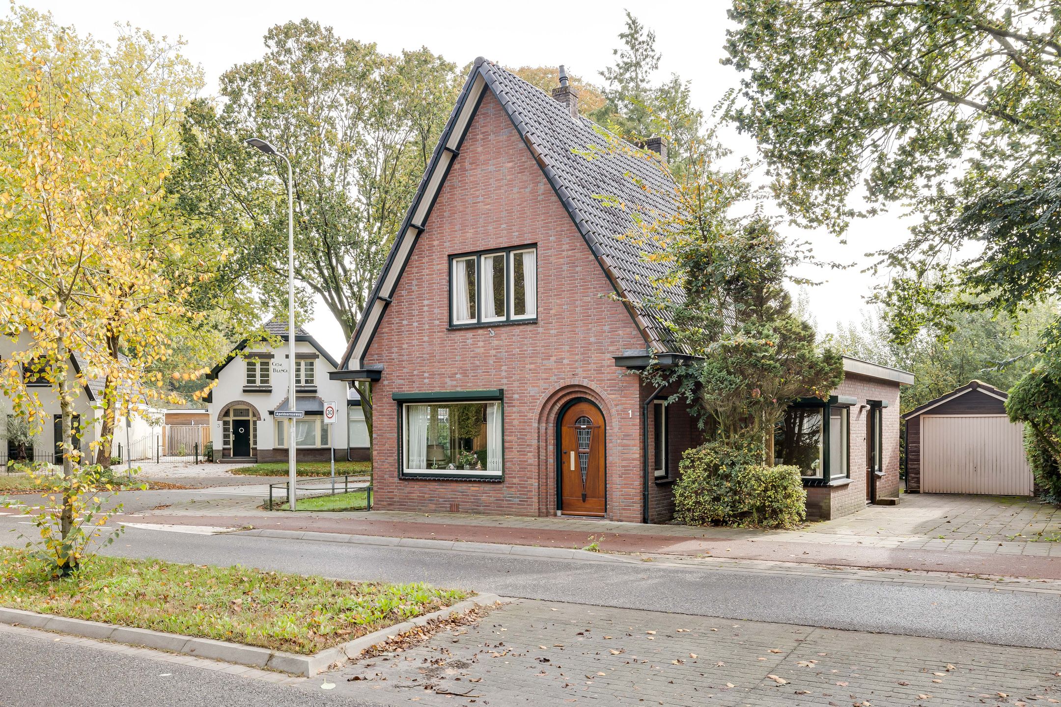 Foto 33 van Apeldoornseweg 1