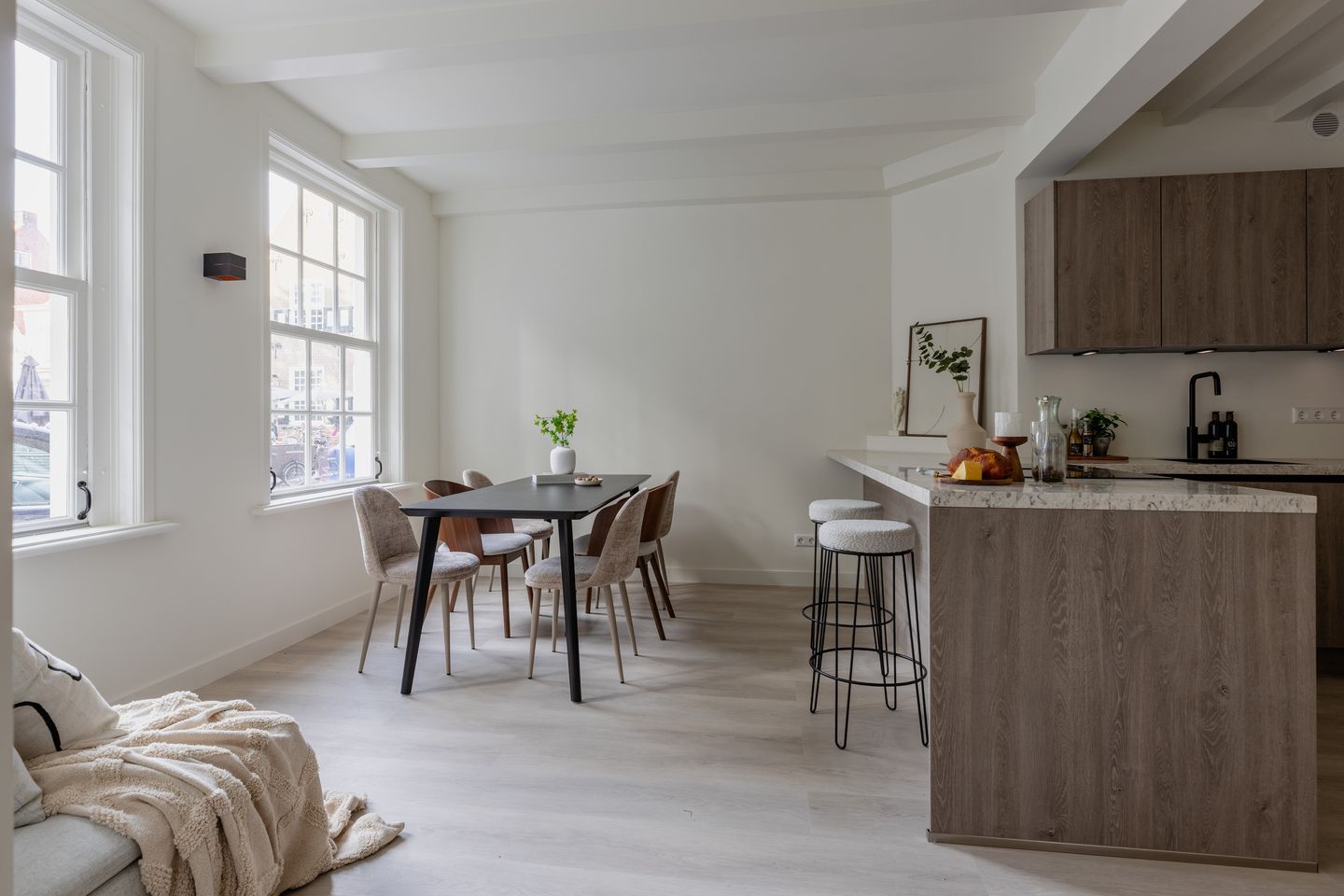 Photo 4 of St. Annastraat 1