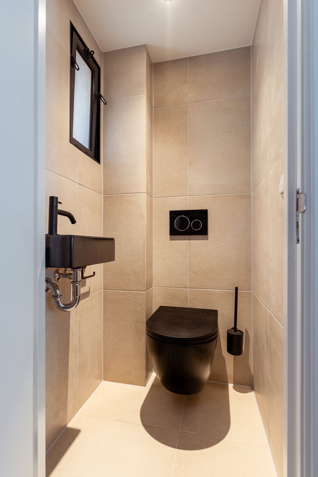 Photo 8 of St. Annastraat 1