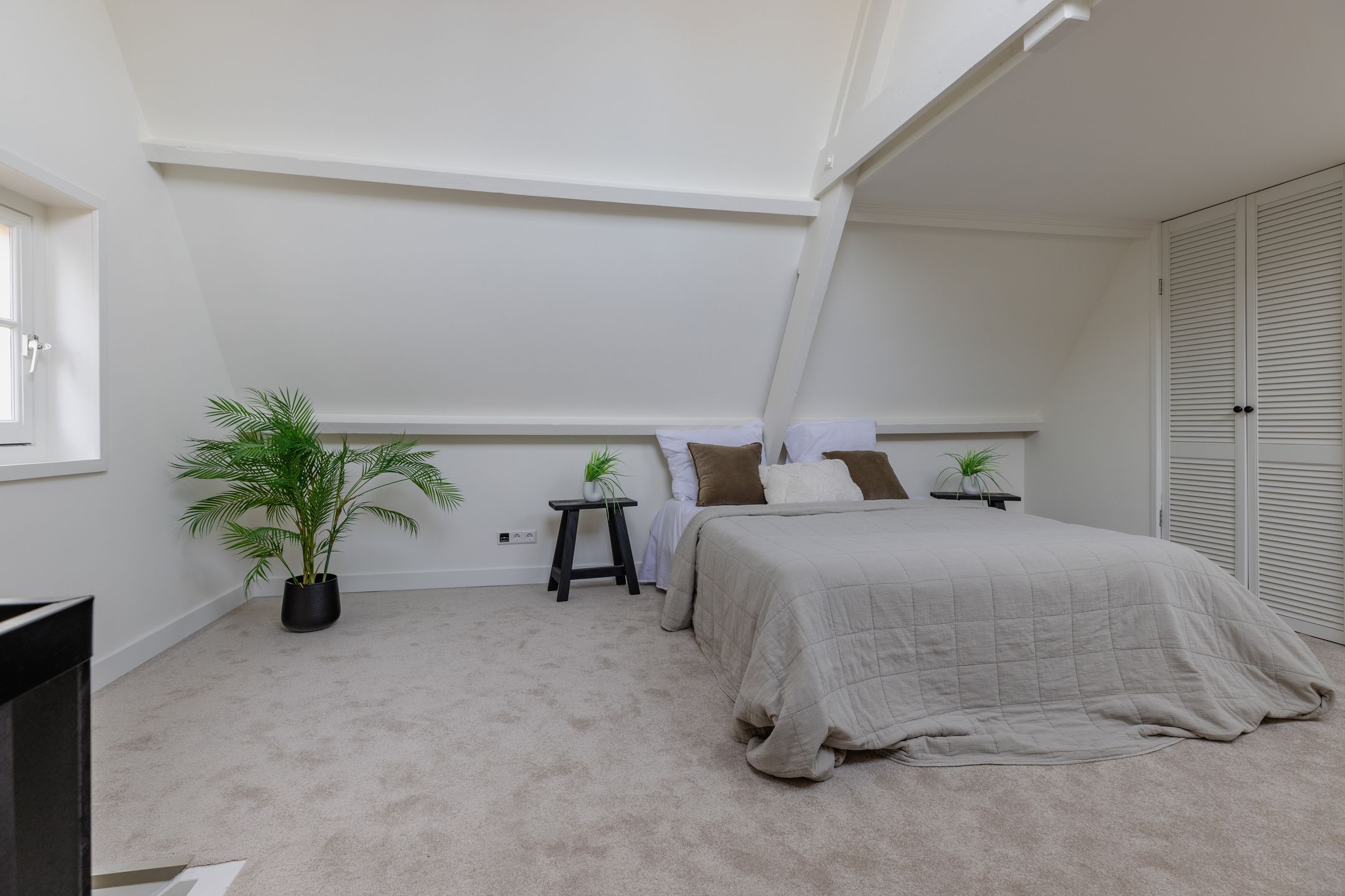 Photo 18 of St. Annastraat 1