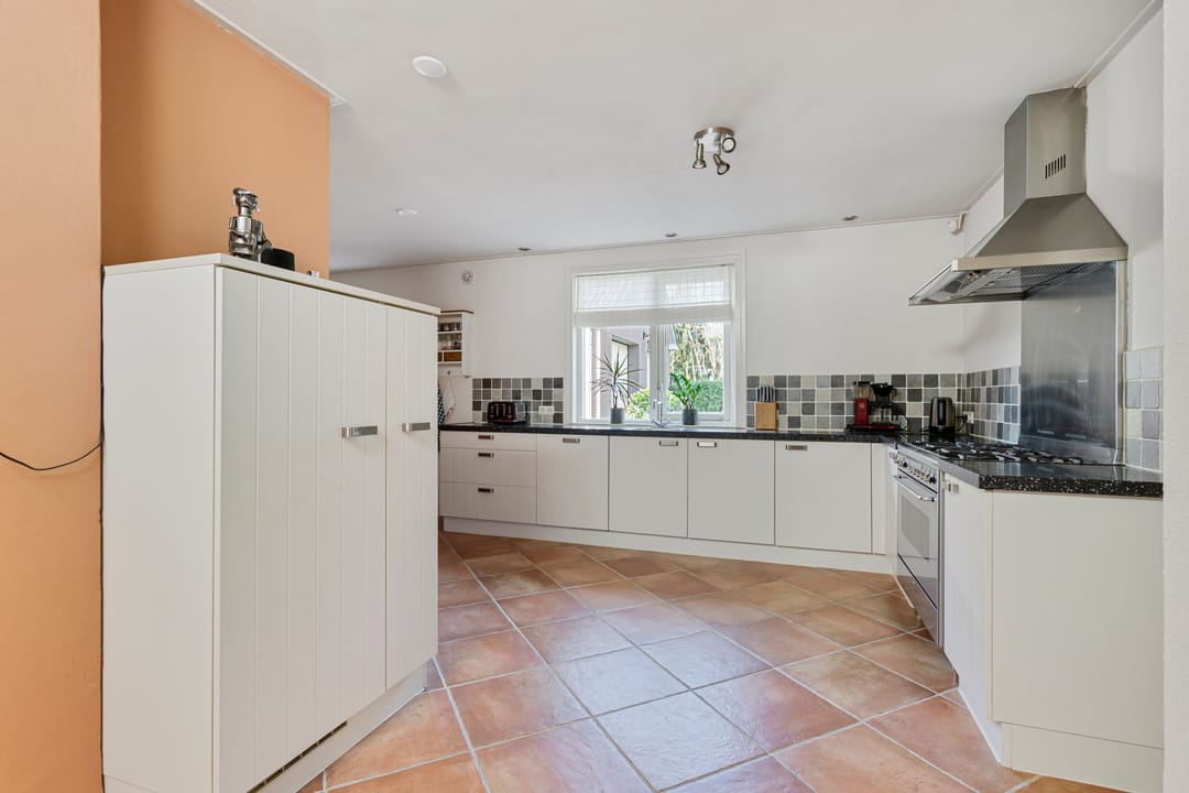 Photo 17 of St. Bernardusstraat 9