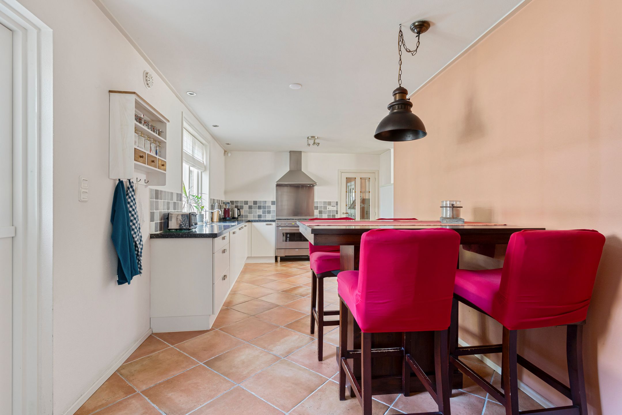 Photo 18 of St. Bernardusstraat 9