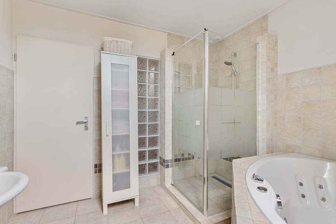 Photo 31 of St. Bernardusstraat 9