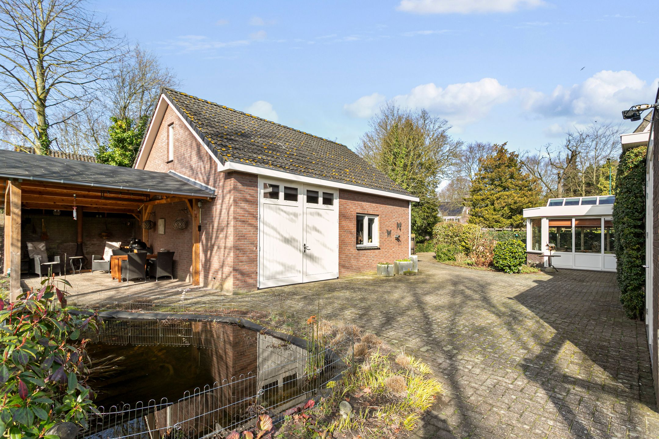 Photo 36 of St. Bernardusstraat 9