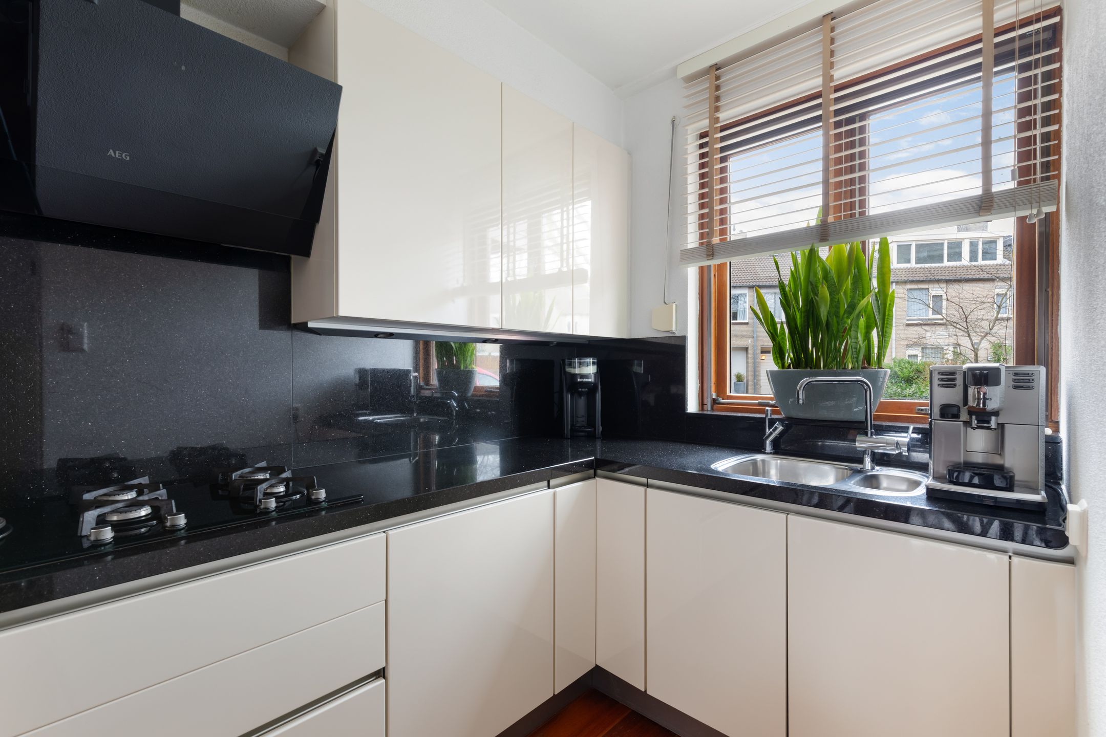 Foto 21 van St. Annabaai 53