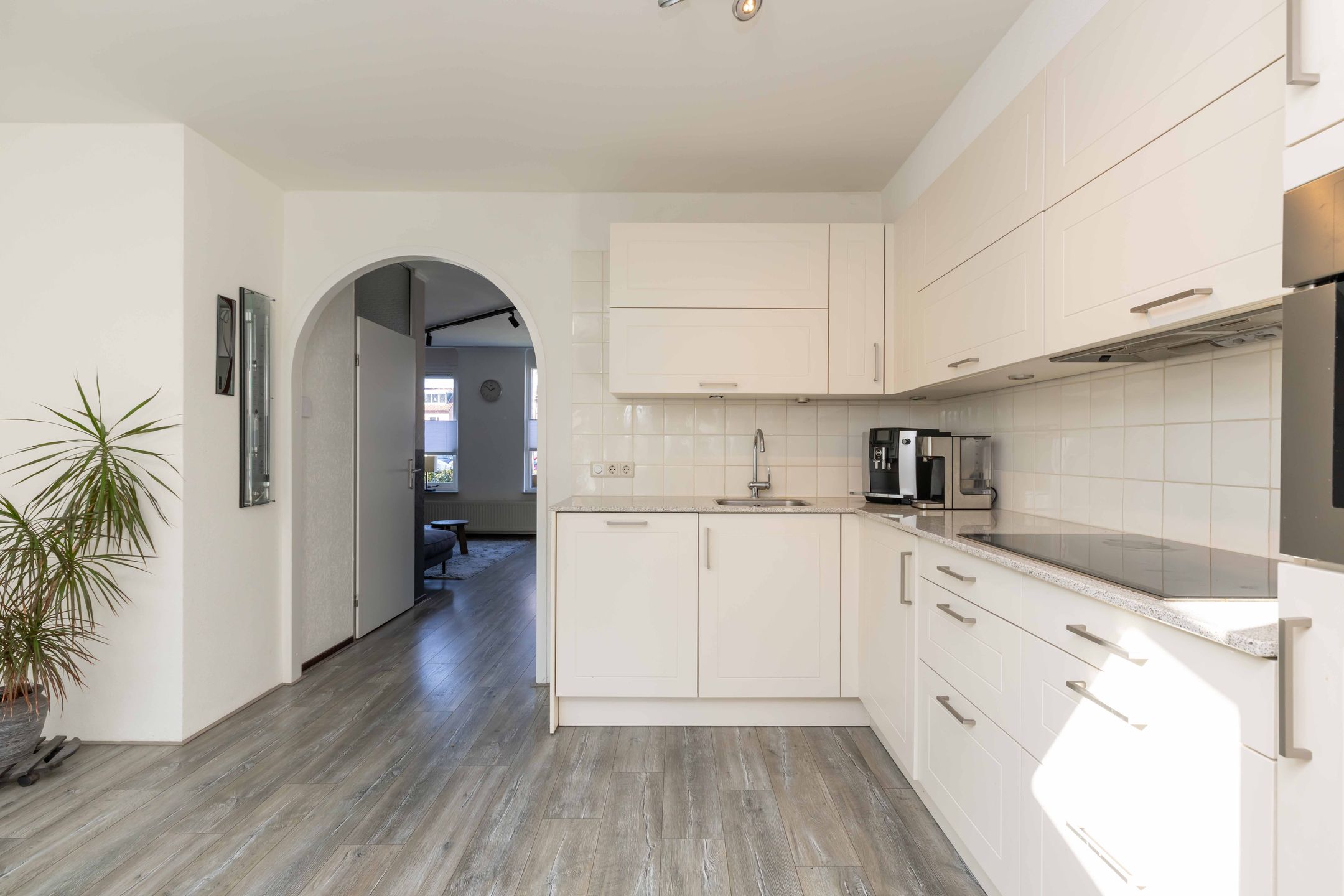 Foto 24 van van Leeuwenhoekstraat 39