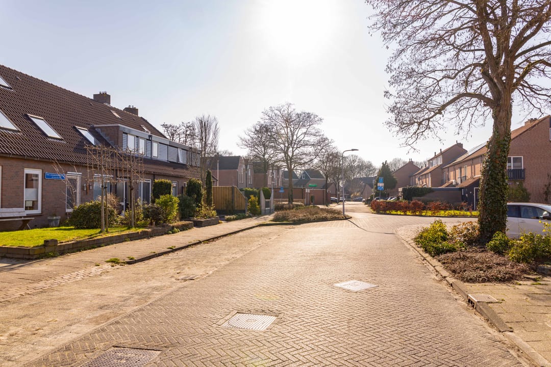 Foto 58 van van Leeuwenhoekstraat 39