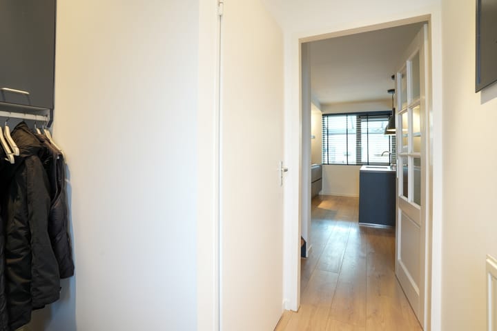 Photo 5 of Beezepool 64