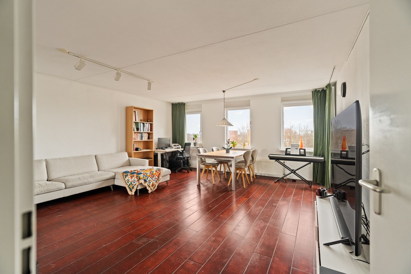 Foto 10 van Fluiterlaan 502