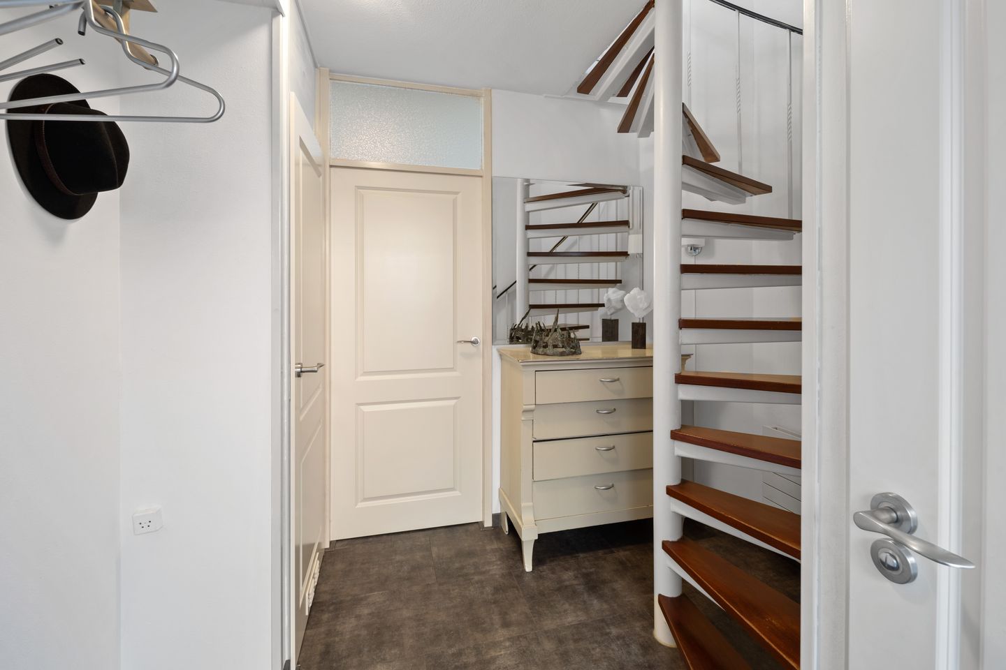 Photo 25 of Bornhemweg 112