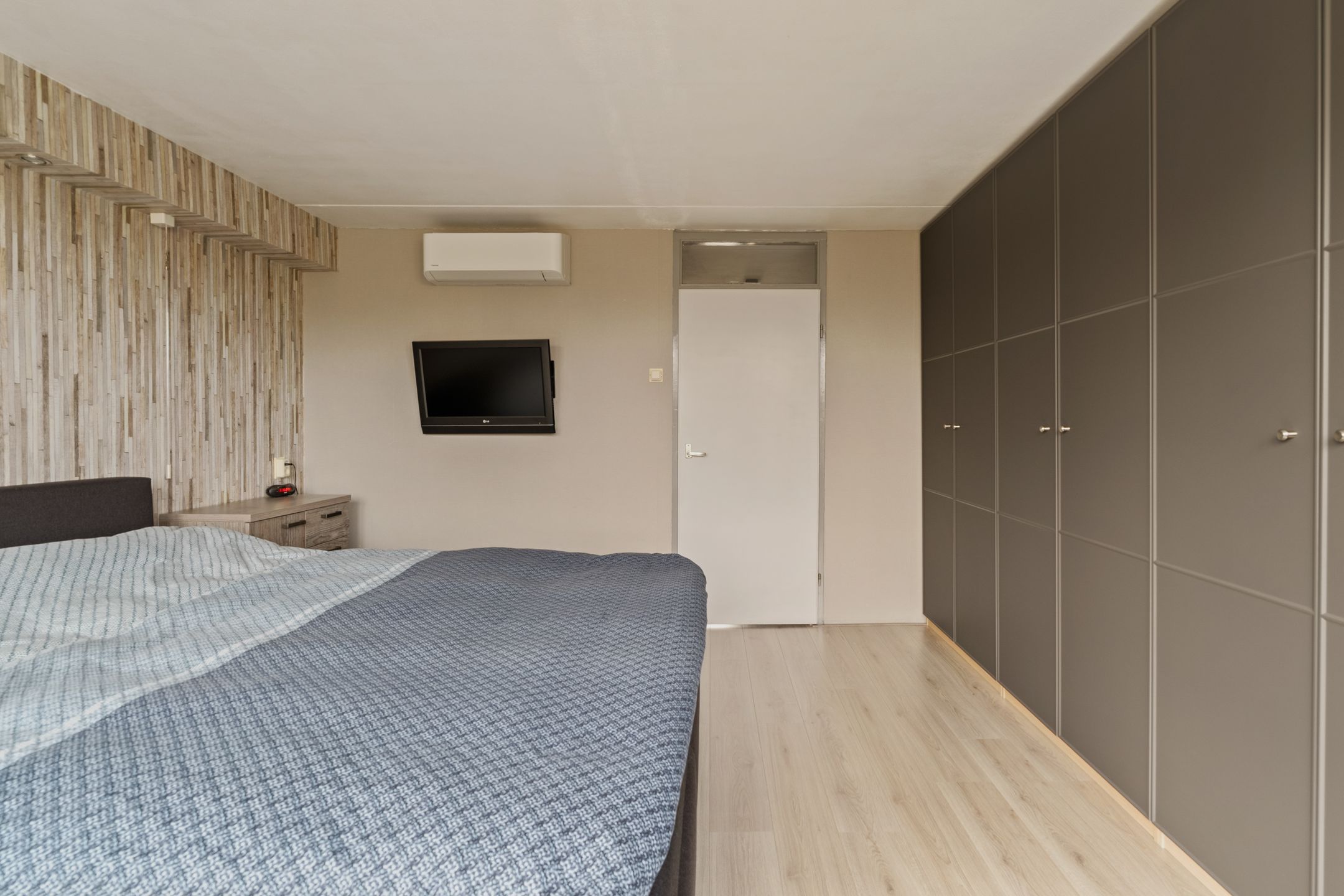 Foto 24 van Passiebloem 9