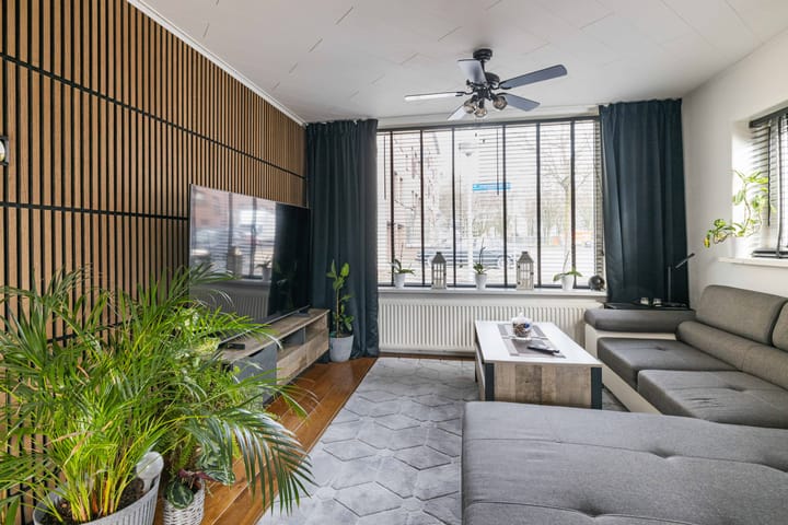 Foto 4 van Uranusstraat 36