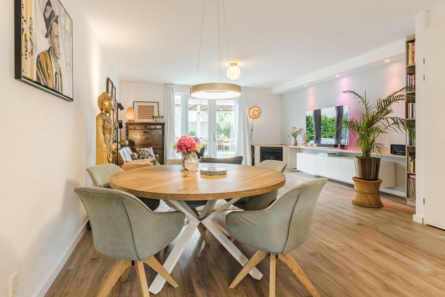 Photo 10 of Pindosstraat 1