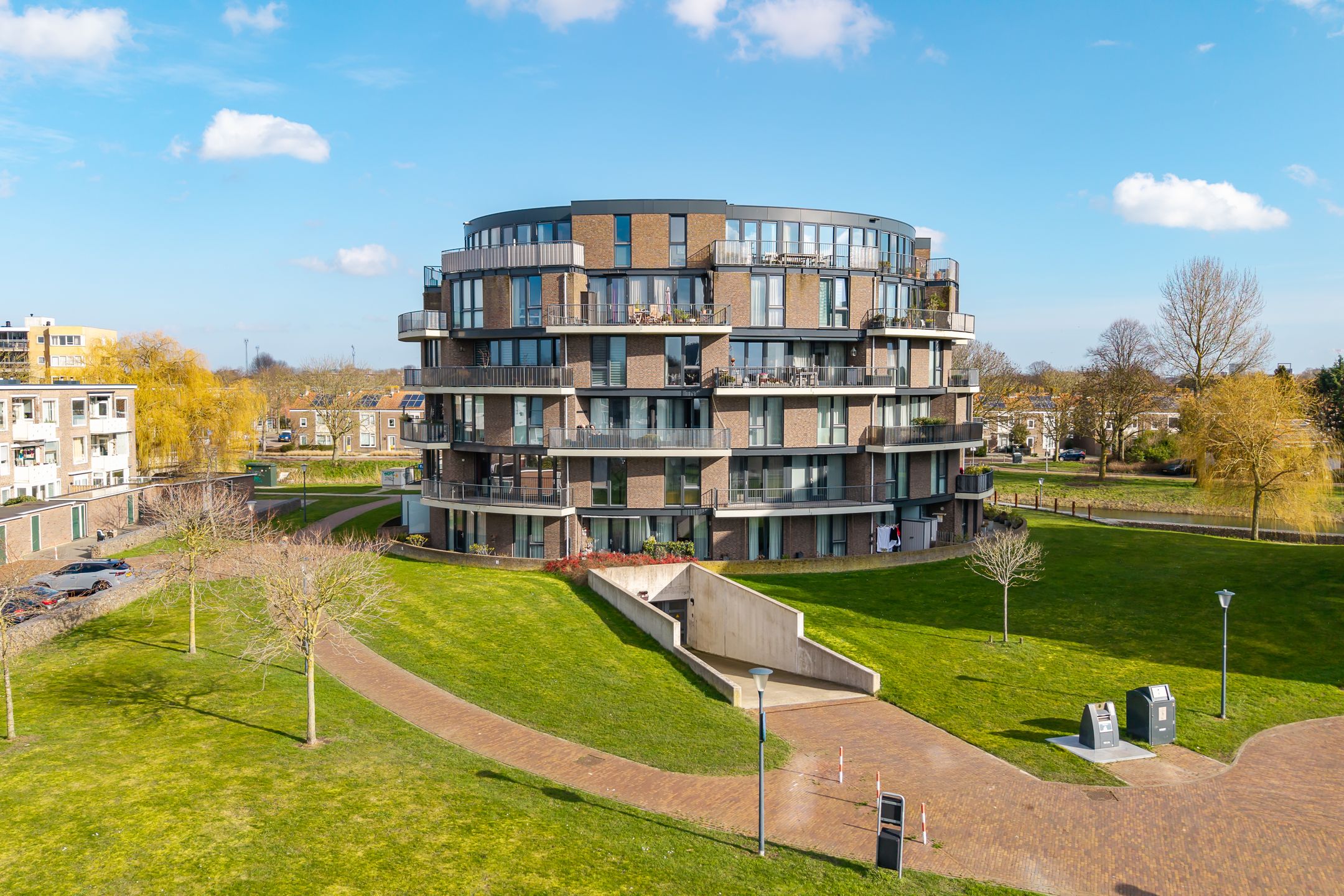 Antoni Gaudipark 124 