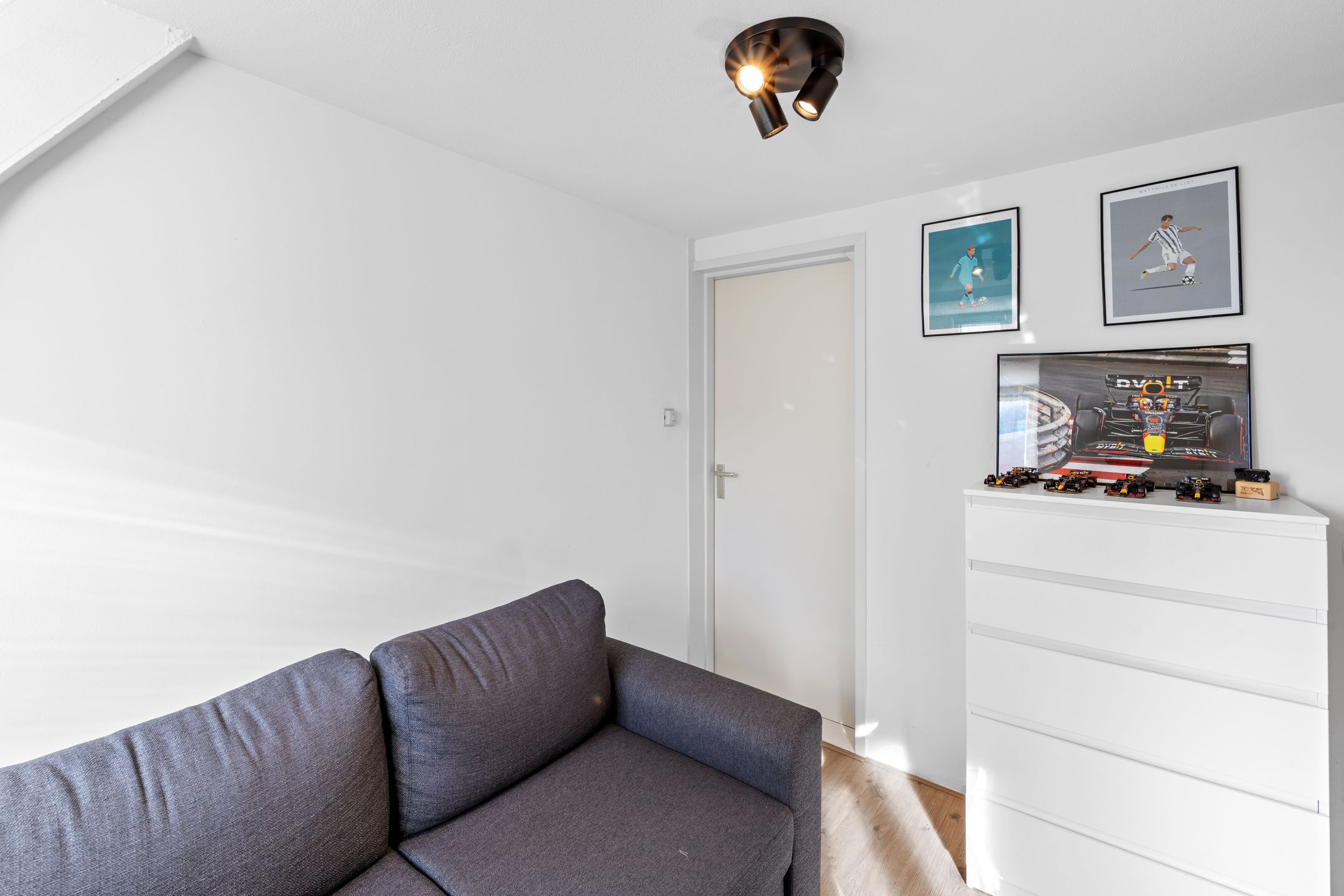 Photo 24 of Badhuisstraat 40