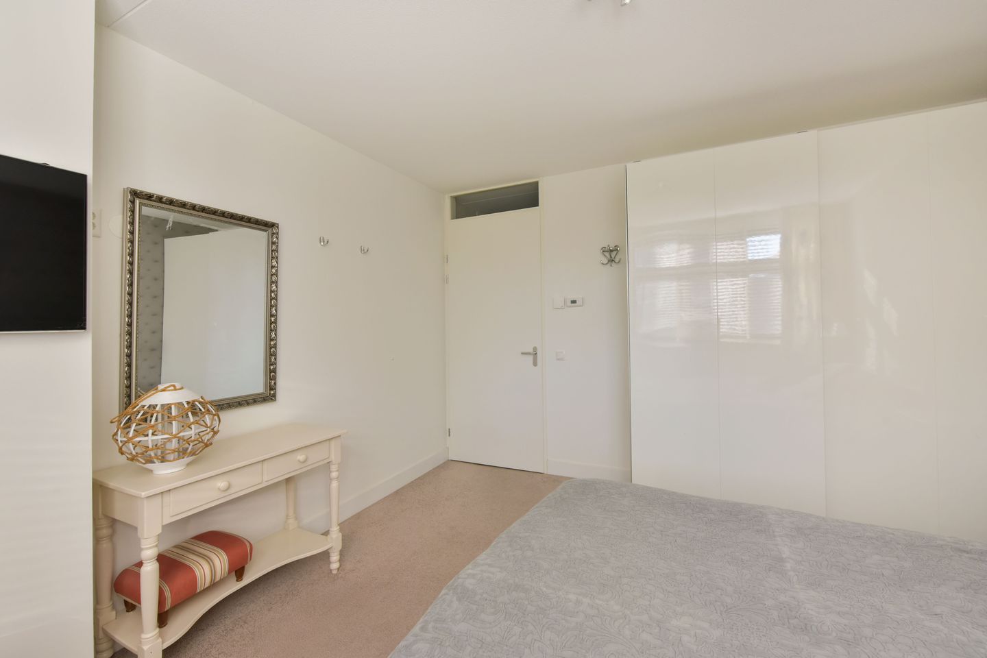 Foto 14 van Regenboog 45