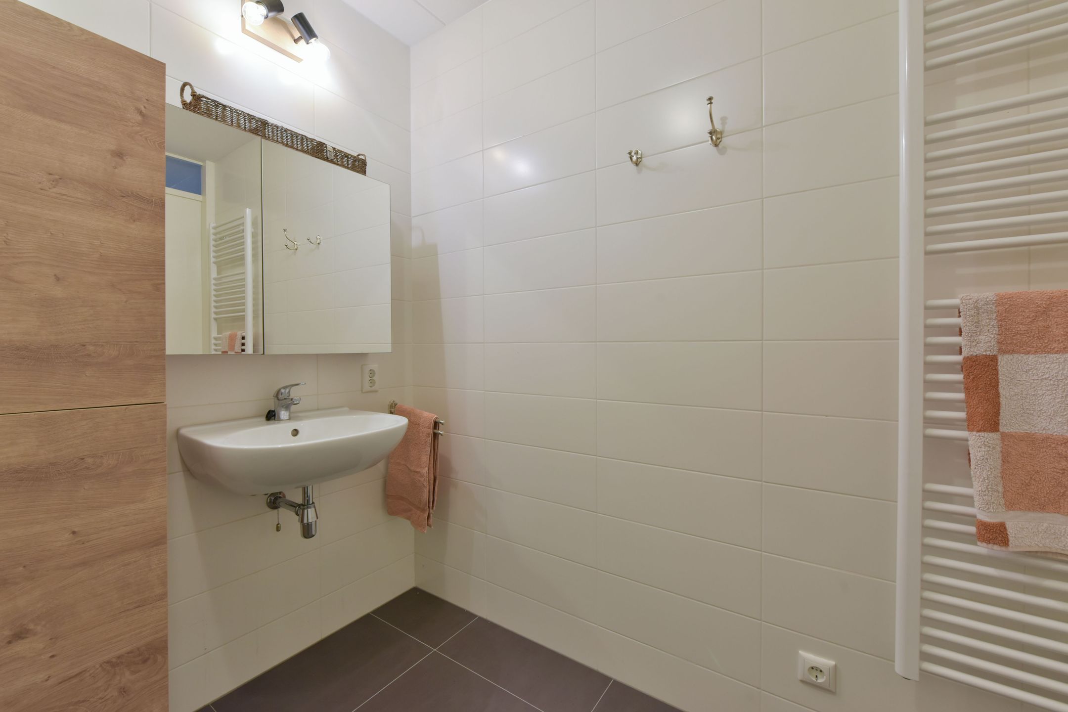 Foto 18 van Regenboog 45