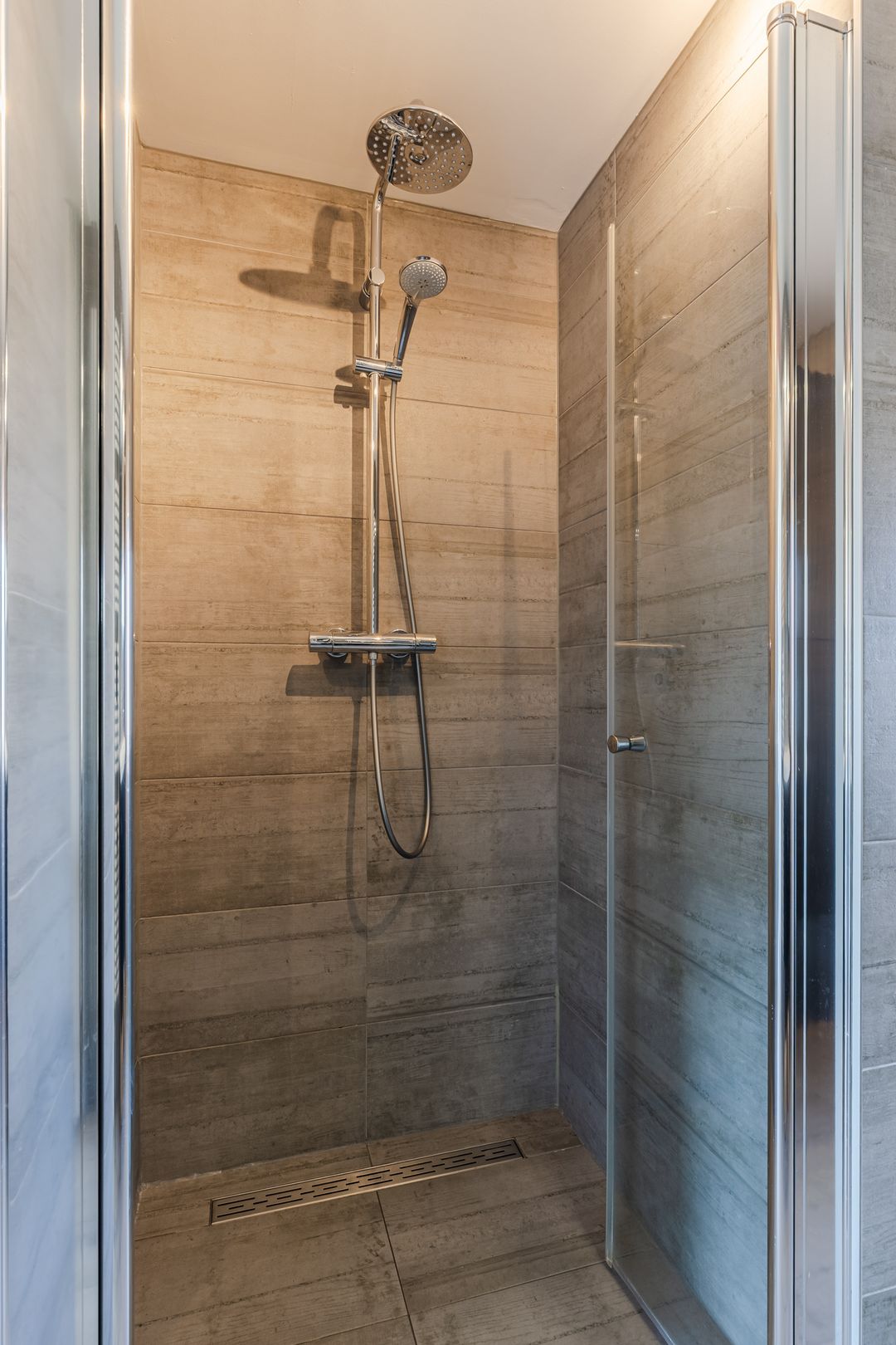 Photo 23 of Averbodestraat 11