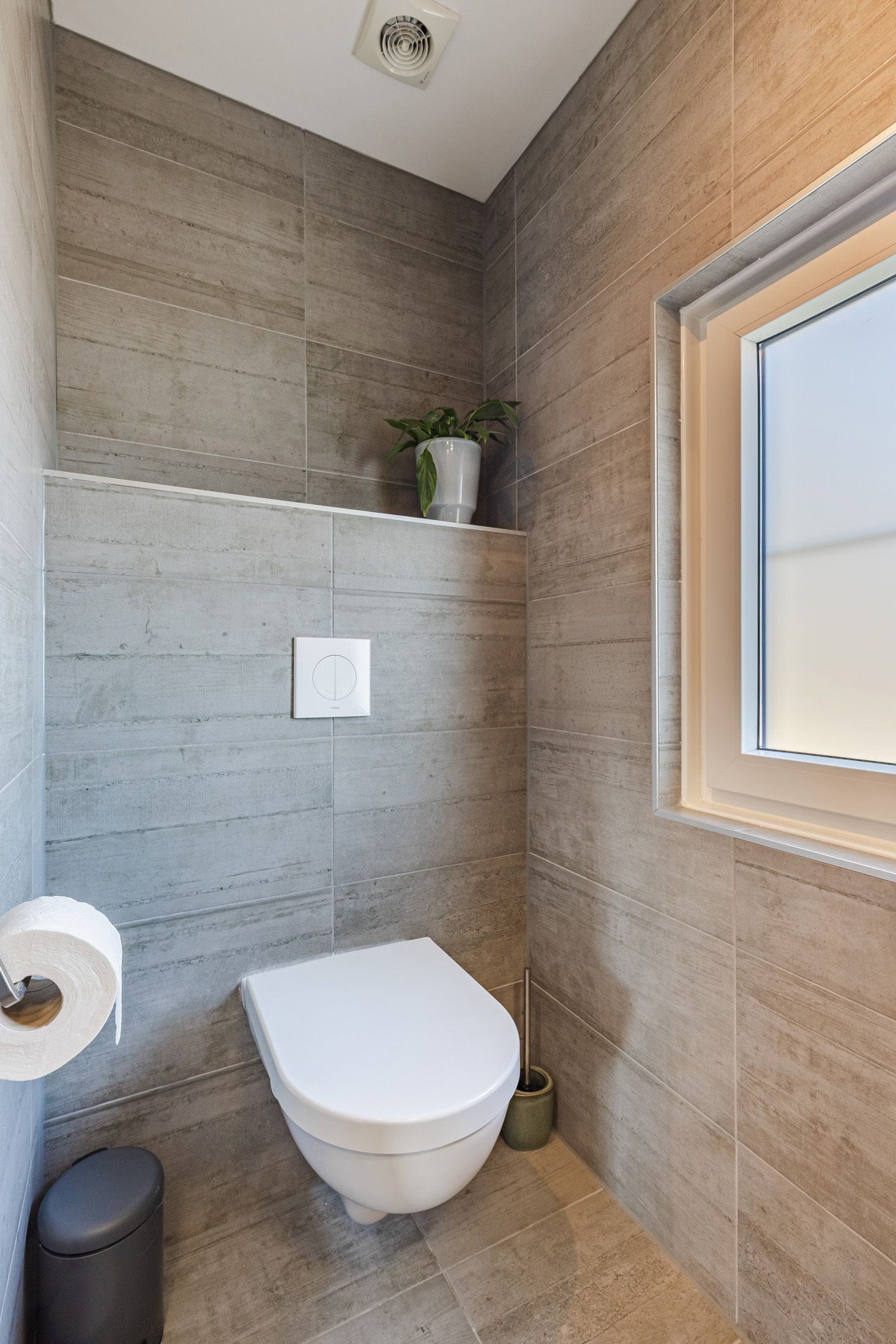 Photo 24 of Averbodestraat 11