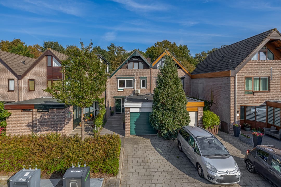 Foto 1 van Roos van Dekama erf 36