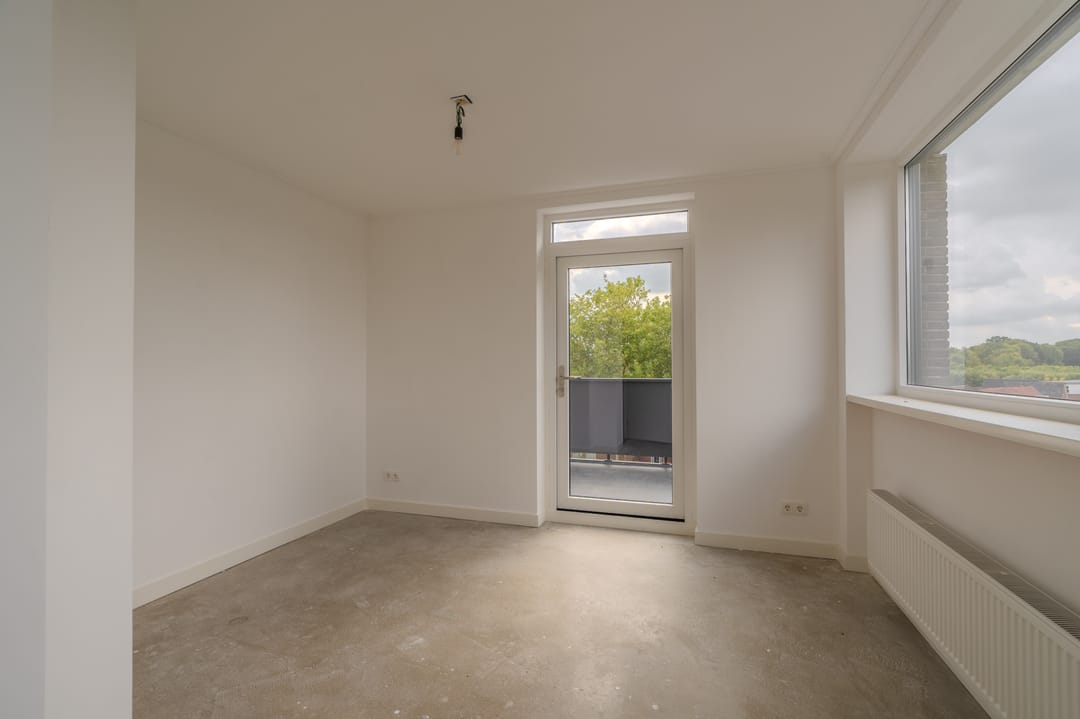 Foto 7 van Burgemeester Mr. H.J. Engelkens-laan 1-C3