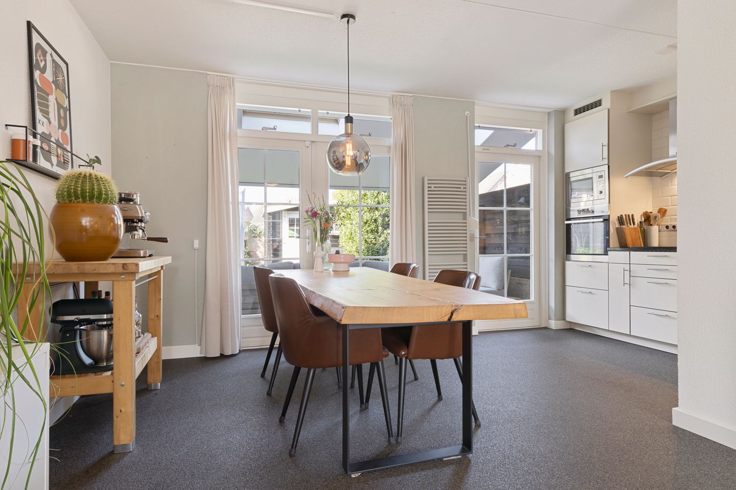 Photo 10 of Schoutlaan 83