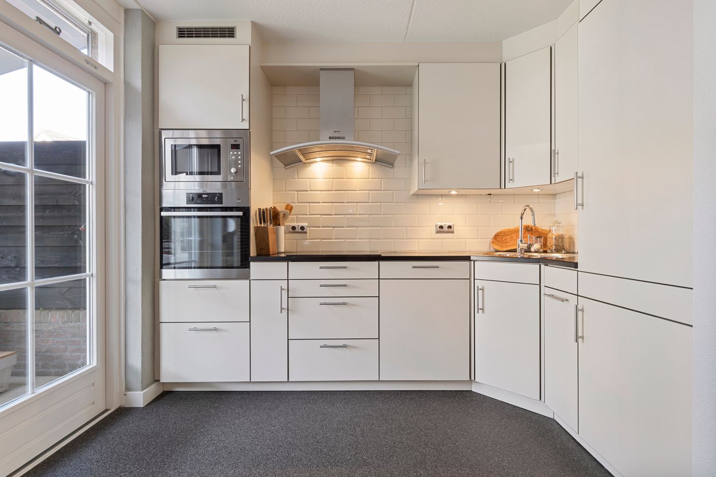 Photo 14 of Schoutlaan 83