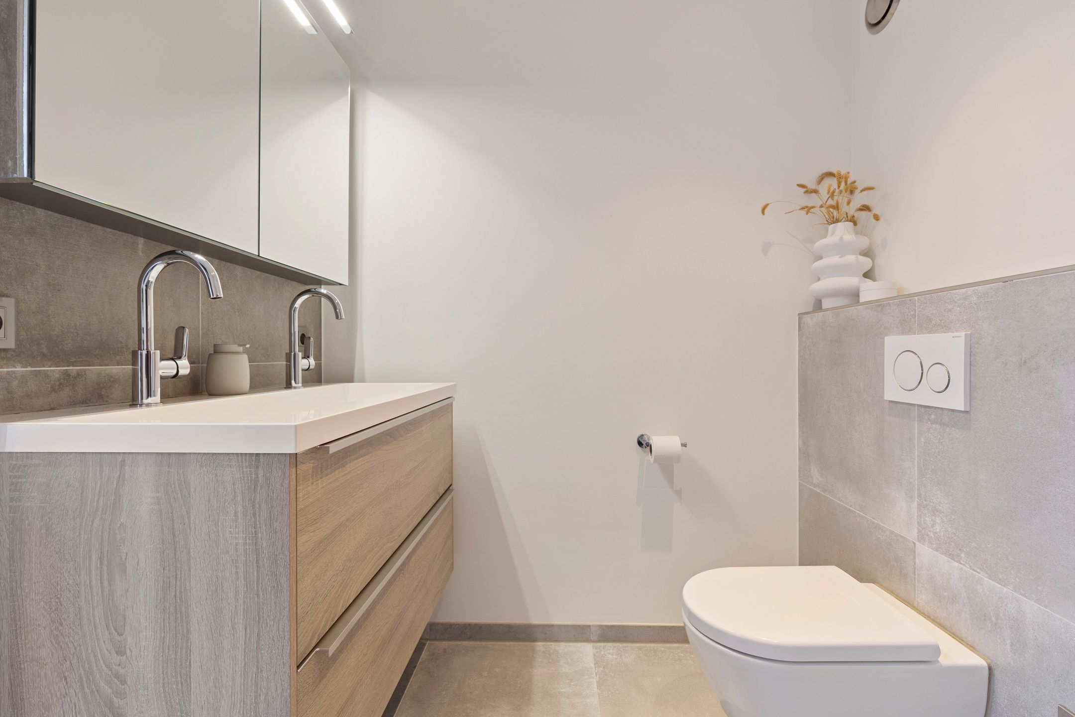 Photo 27 of Schoutlaan 83