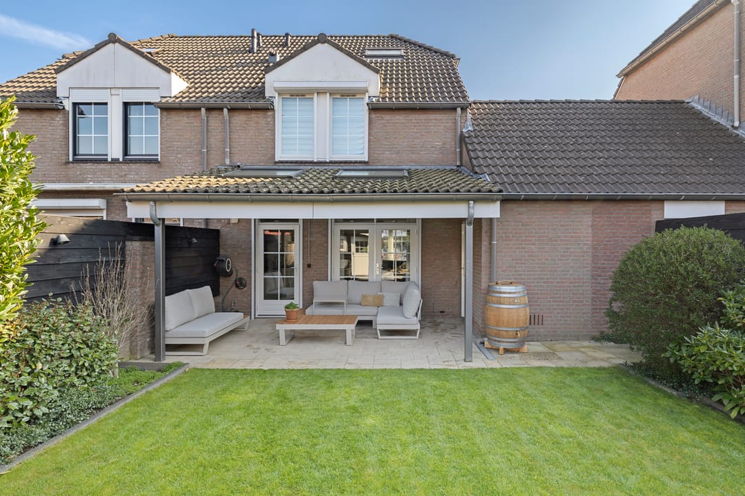 Photo 37 of Schoutlaan 83