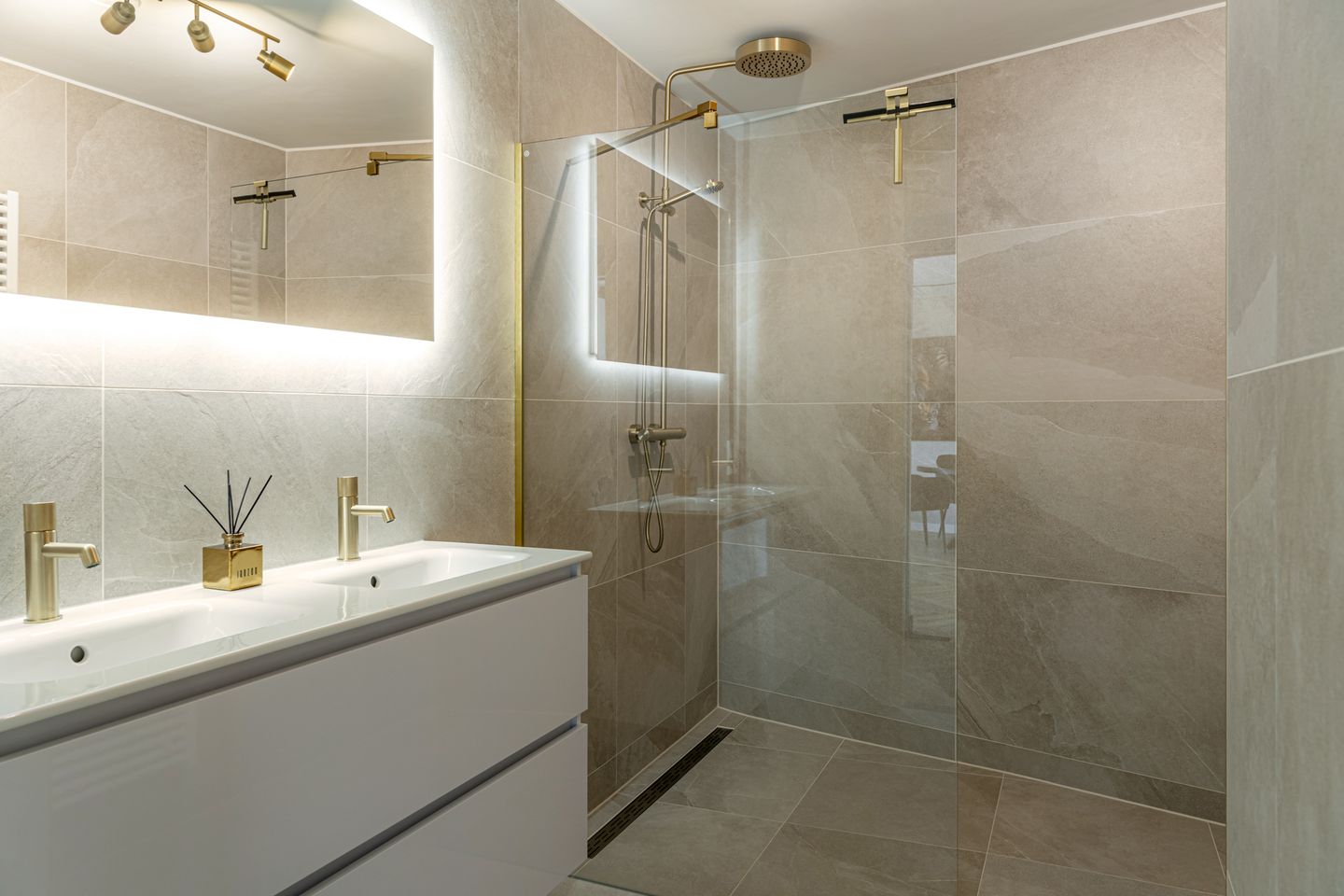 Foto 5 van Roefke 33