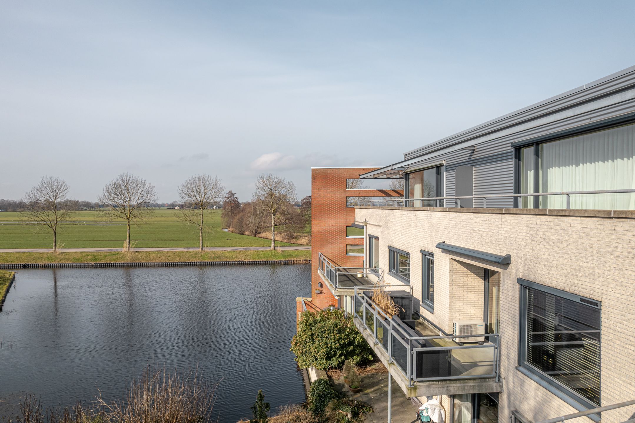 Foto 30 van Roefke 33