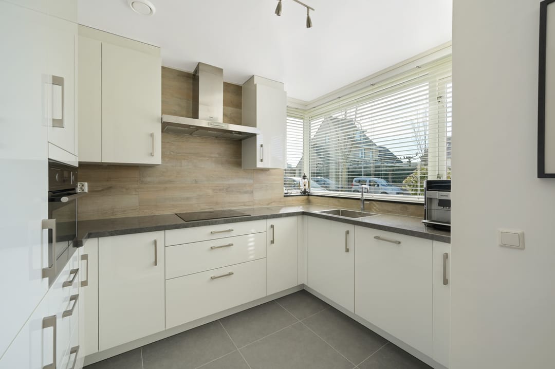 Photo 11 of Burg Van Heugtenlaan 167