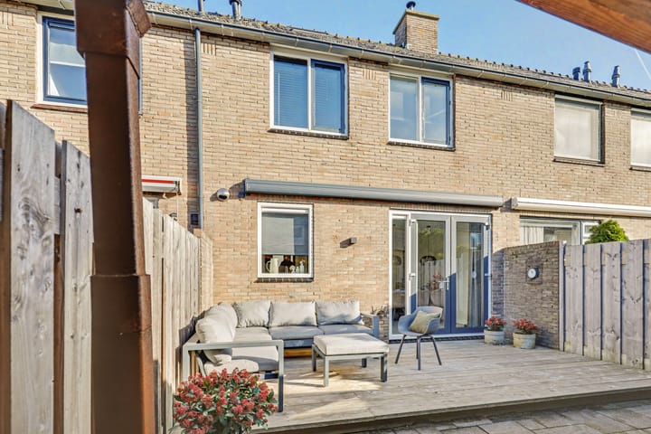 Foto 2 van Julianalaan 19