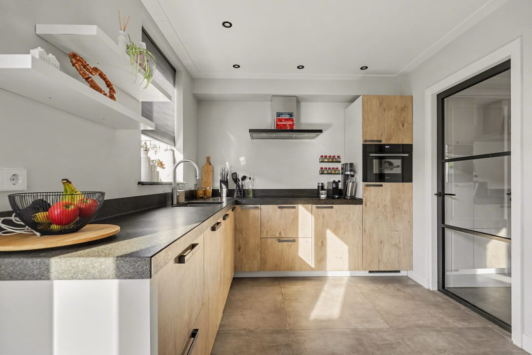 Foto 16 van Julianalaan 19