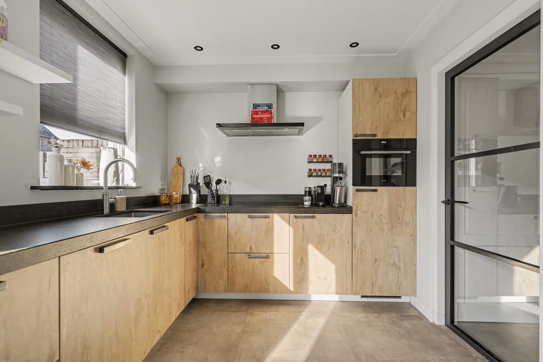 Foto 17 van Julianalaan 19