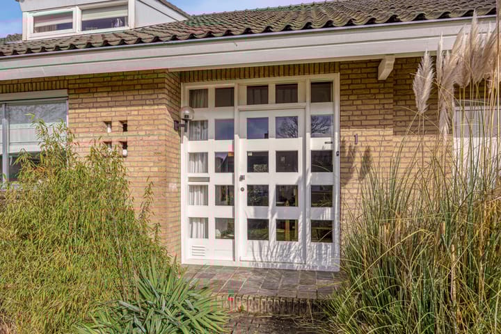 Photo 3 of Brunelstraat 1