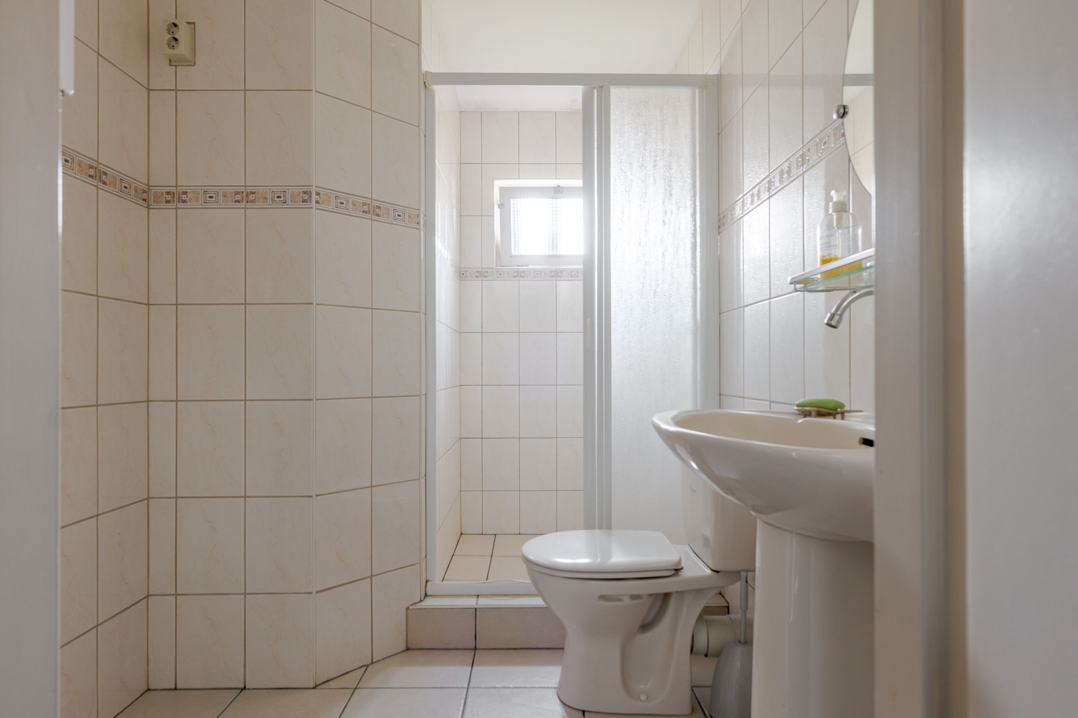 Photo 39 of Lieving 17-A