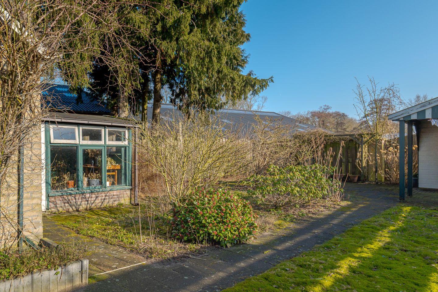 Photo 50 of Lieving 17-A