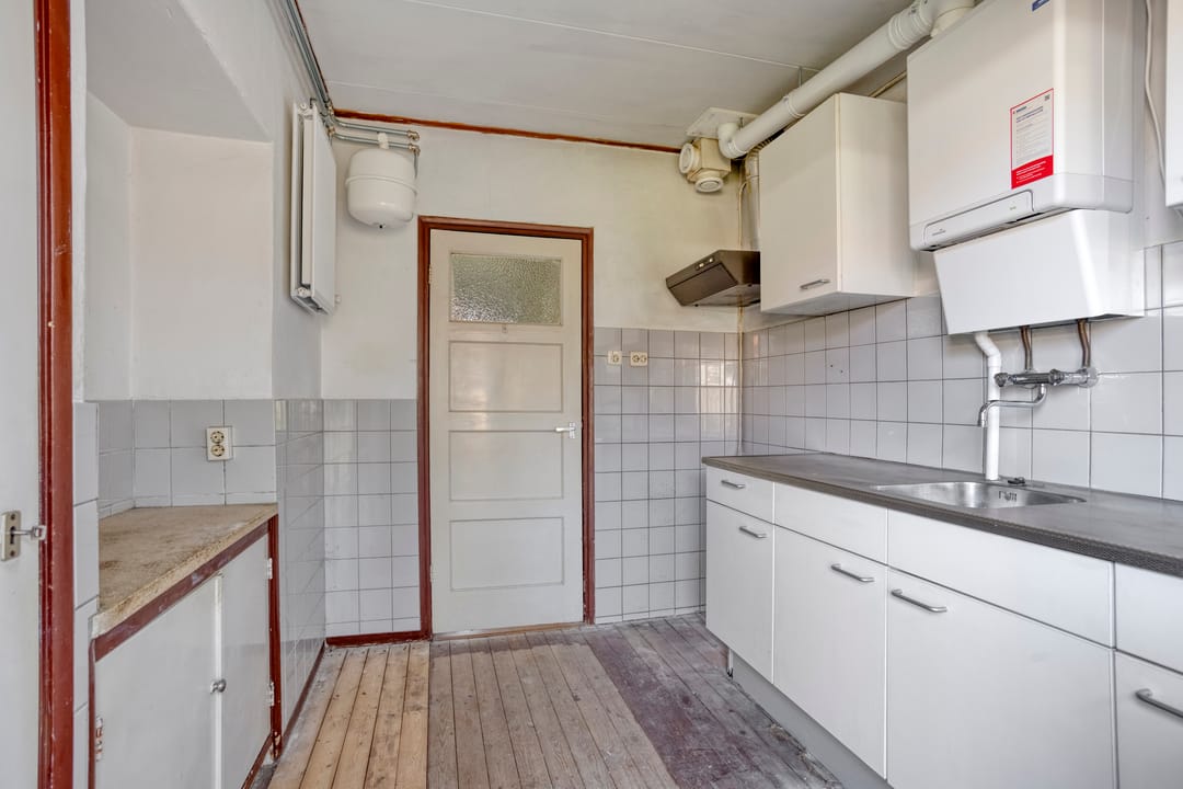 Photo 7 of Bremmersstraat 2