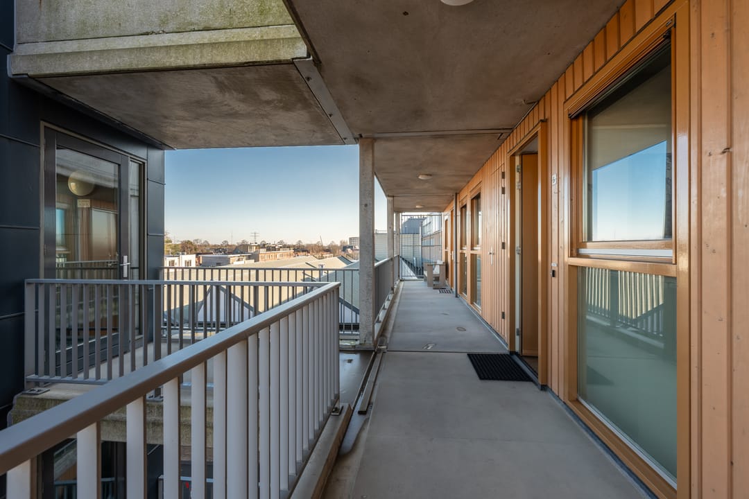 Photo 7 of Ouddiemerlaan 6-P