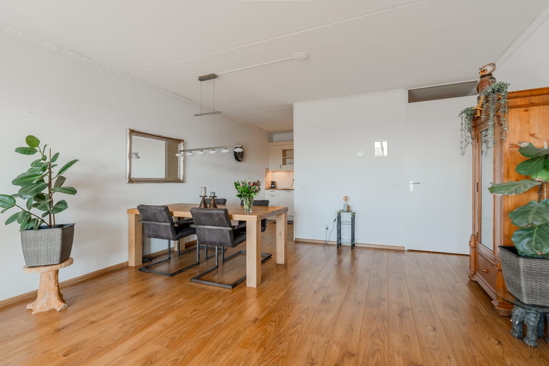 Photo 17 of Ouddiemerlaan 6-P