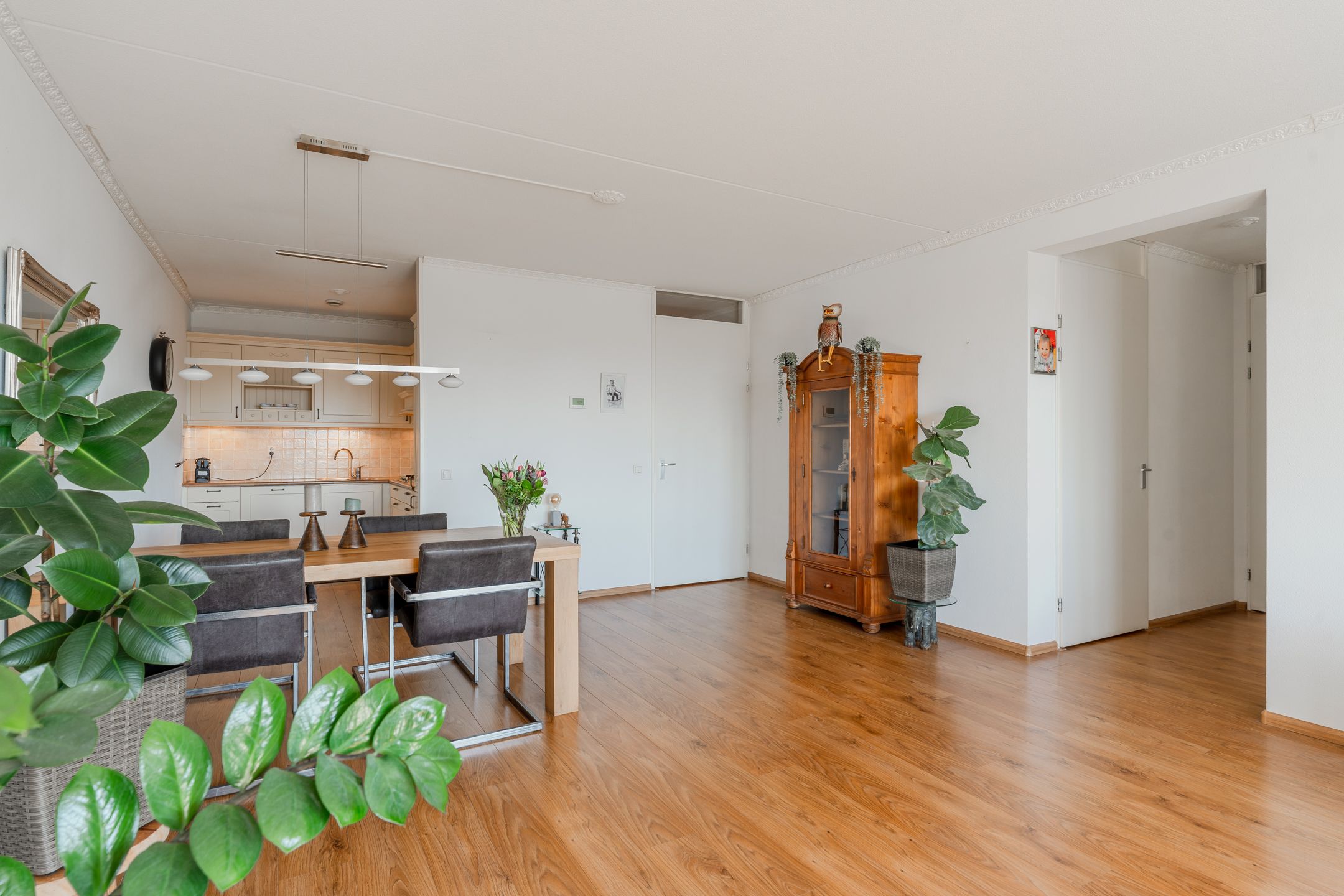 Photo 18 of Ouddiemerlaan 6-P