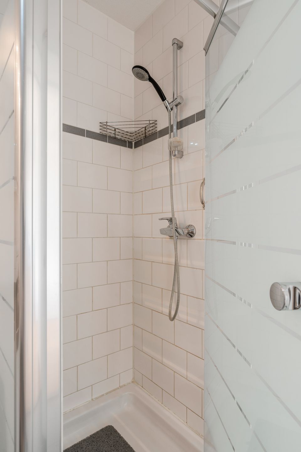 Photo 34 of Ouddiemerlaan 6-P